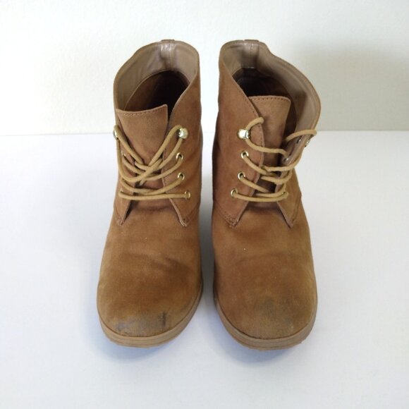 Merona Tan Faux Suede Lace-Up Wedge Ankle Boots Size 10 - Picture 2 of 6